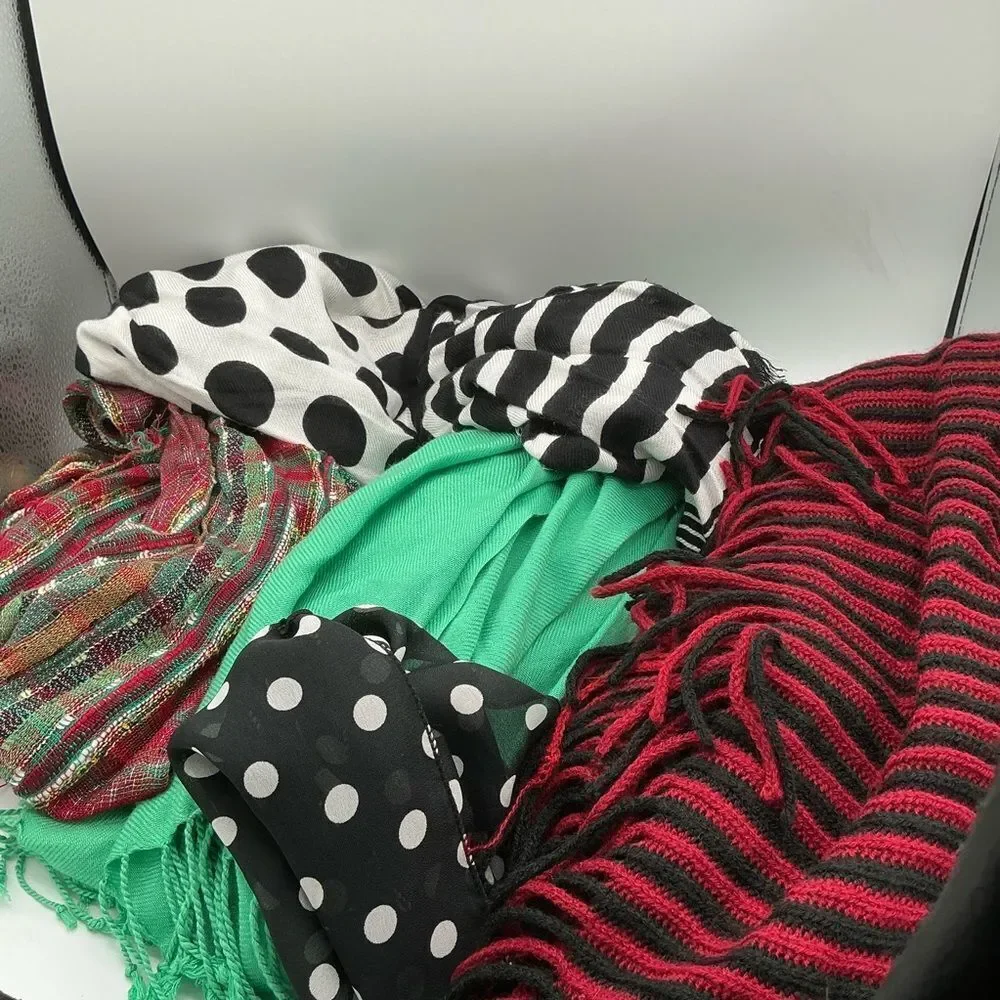 Bundle of 5 colorful scarves of assorted sizes